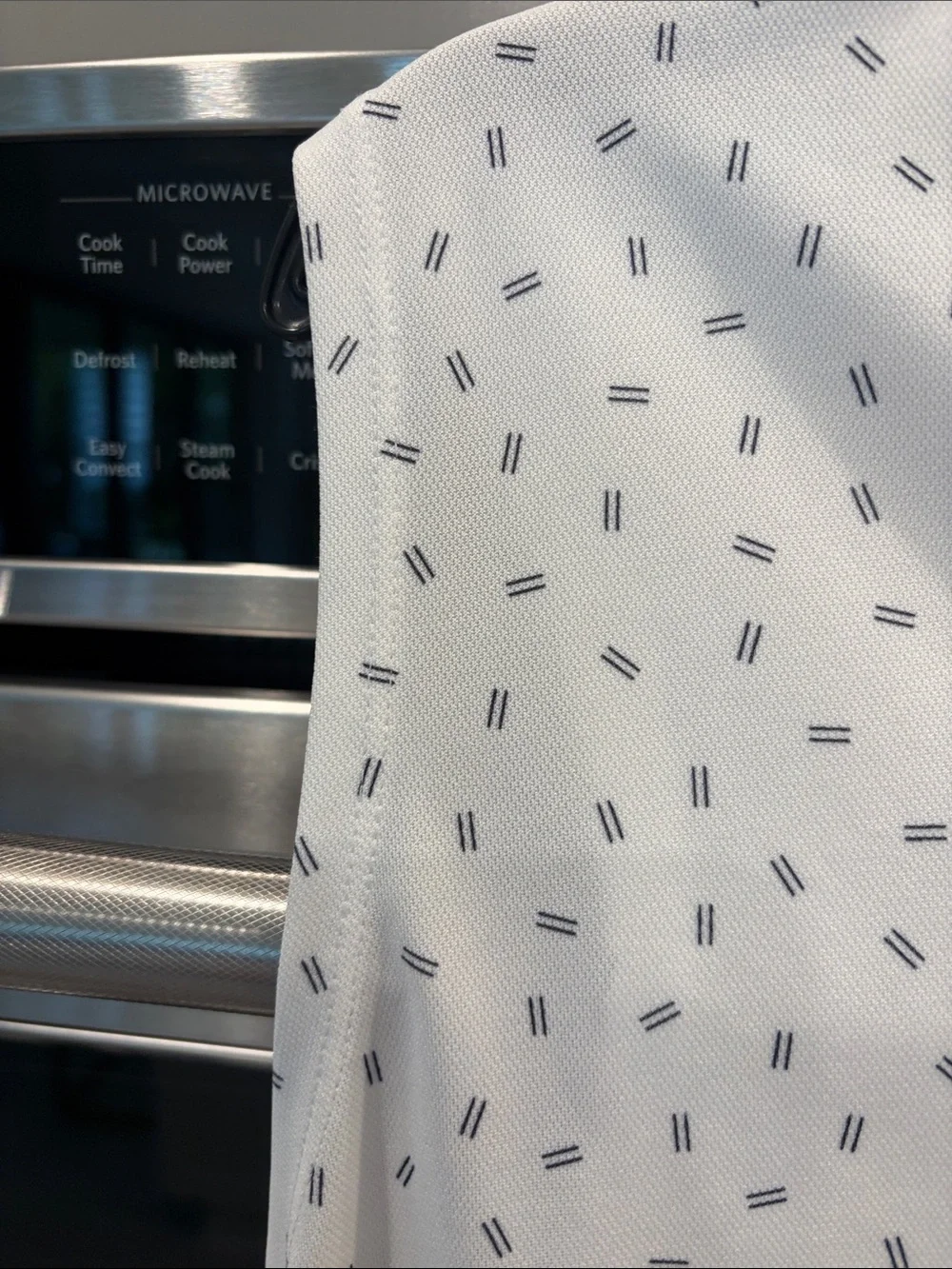 Nike White Dri-FIT Sleeveless Tank Top with Microprint